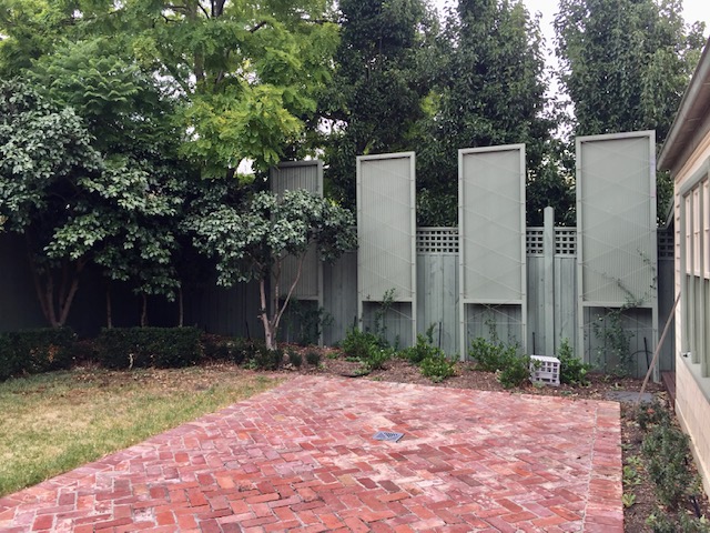 Fence painting price